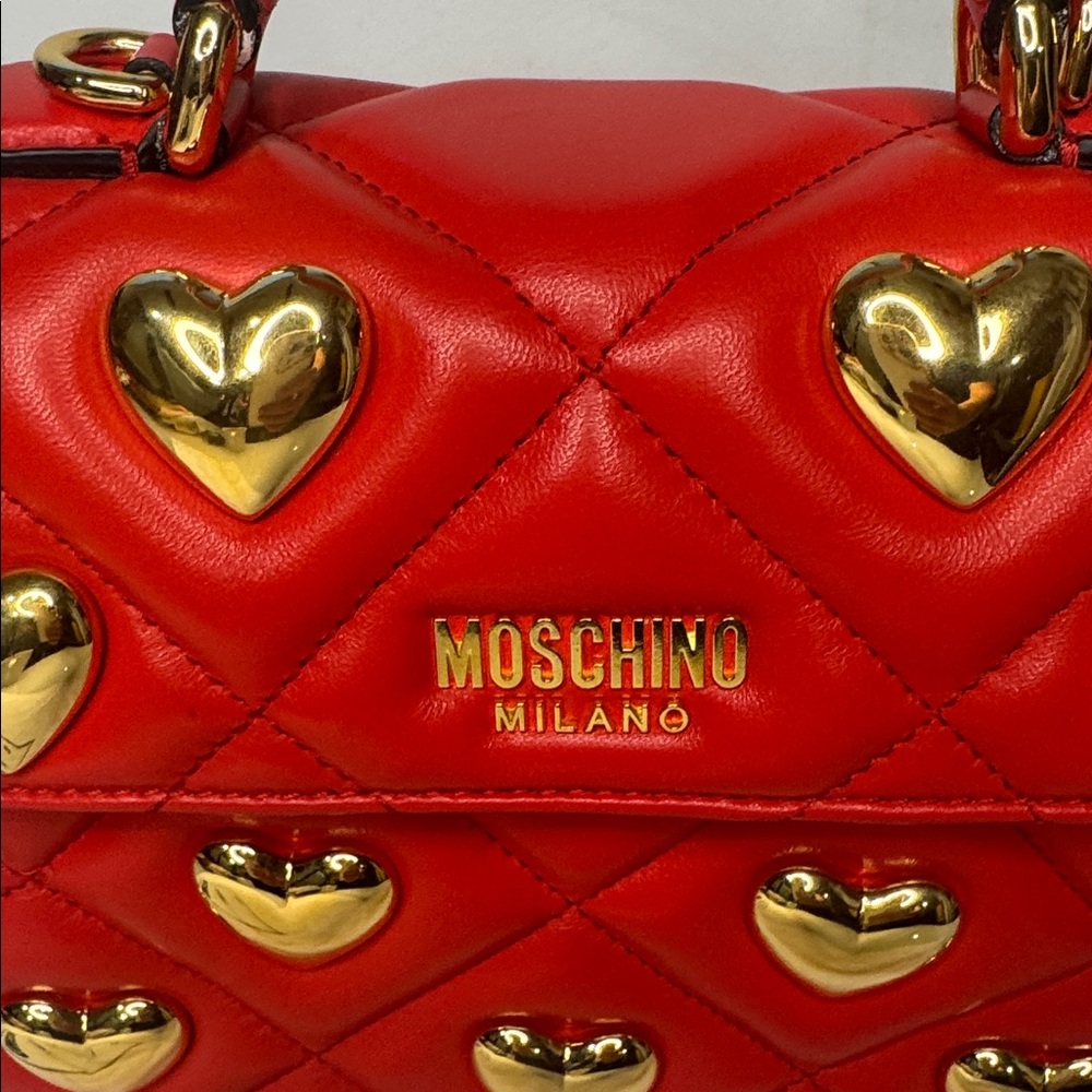 ❤️ Moschino Quilted Red Satchel w Gold Hearts ❤️ with Dust bag - Picture 3 of 11
